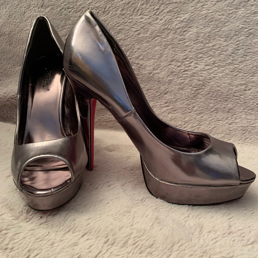 Metallic Pumps